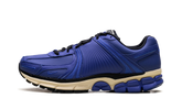 Zoom Vomero 5 "Swooshless Hyper Royal" IO4555 400
