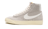 BLAZER MID 77 VINTAGE MNS WMNS "Light Bone Alabaster" DV7006 001
