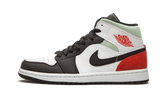 1 Mid SE "Red Black Toe" 852542 100