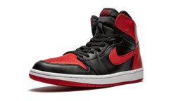 1 Retro Mid "2001 - Bred" 136066 061