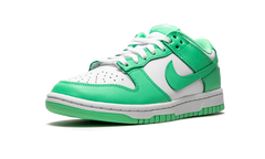 DUNK LOW WMNS"Green Glow" DD1503 105