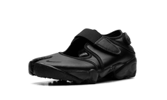 Air Rift Wmns"Triple Black" HM5737 002